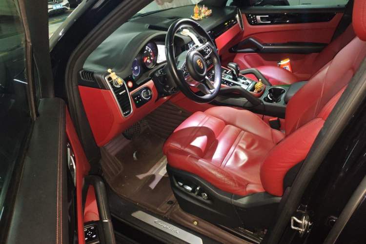 Used Porsche Cayenne 2019 Cayenne 3.0T Left Front Seat