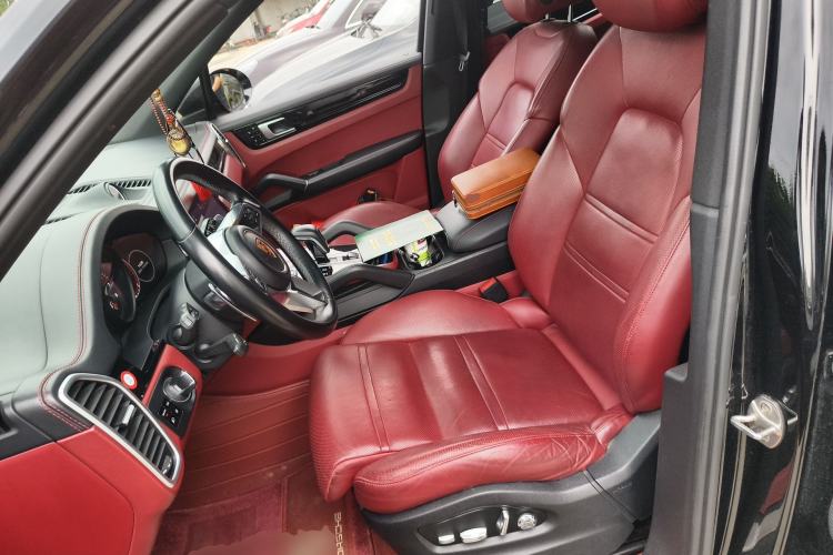 Used Porsche Cayenne 2019 Cayenne 3.0T Left Front Seat