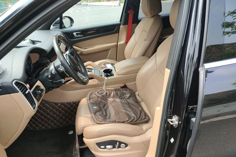 Used Porsche Cayenne 2019 Cayenne 3.0T Left Front Seat