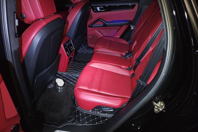Used Porsche Cayenne 2019 Cayenne 3.0T Left Rear Seat