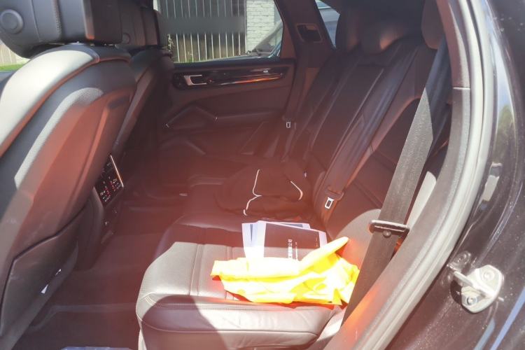 Used Porsche Cayenne 2019 Cayenne 3.0T Left Rear Seat