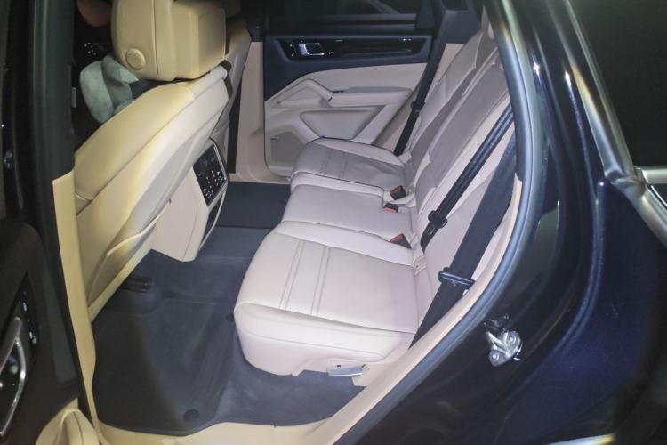 Used Porsche Cayenne 2019 Cayenne 3.0T Left Rear Seat