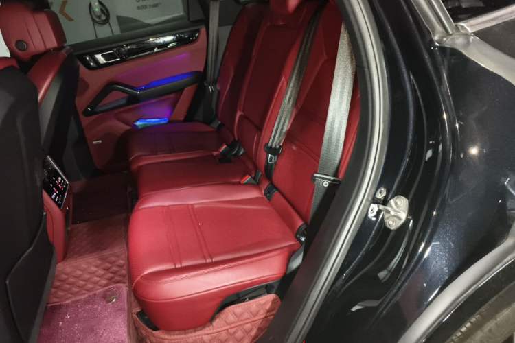 Used Porsche Cayenne 2019 Cayenne 3.0T Left Rear Seat