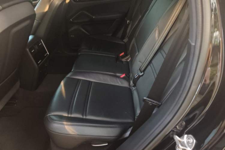 Used Porsche Cayenne 2019 Cayenne 3.0T Left Rear Seat