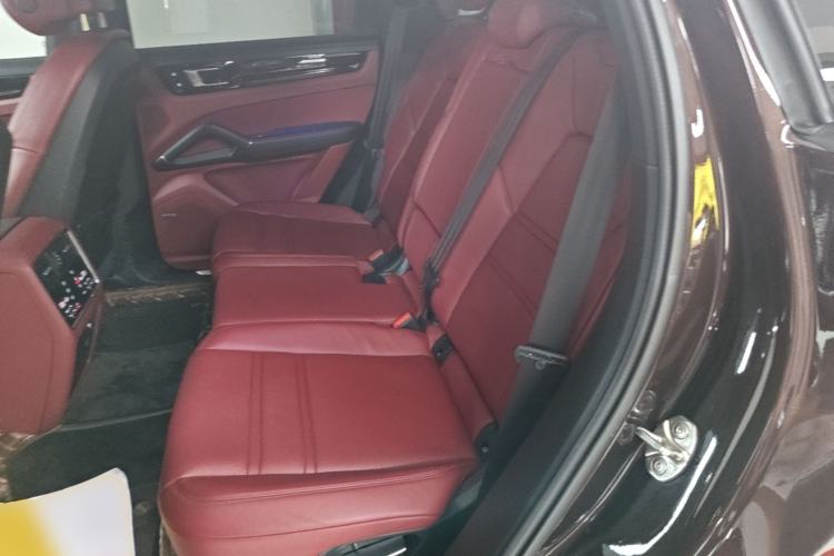 Used Porsche Cayenne 2019 Cayenne 3.0T Left Rear Seat