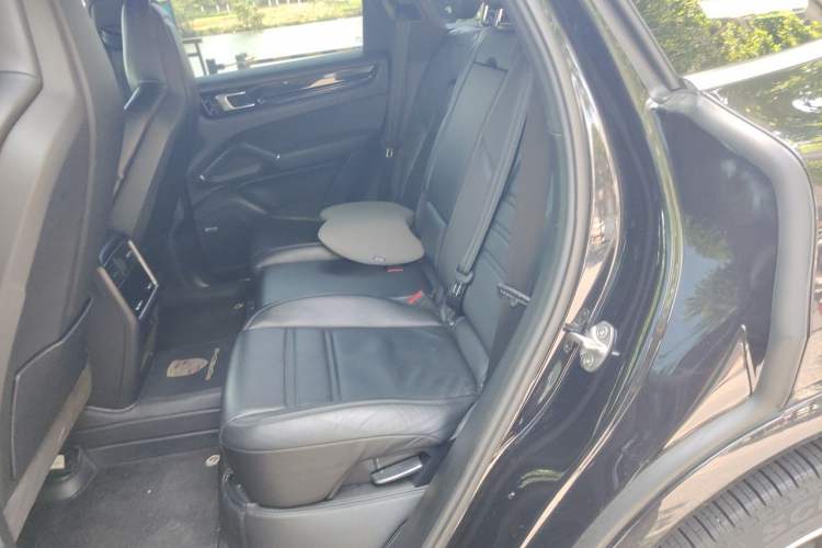 Used Porsche Cayenne 2019 Cayenne 3.0T Left Rear Seat