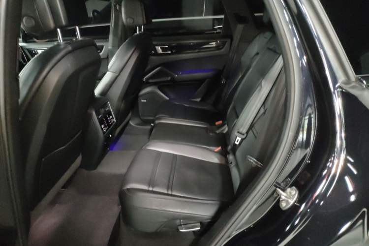 Used Porsche Cayenne 2019 Cayenne 3.0T Left Rear Seat