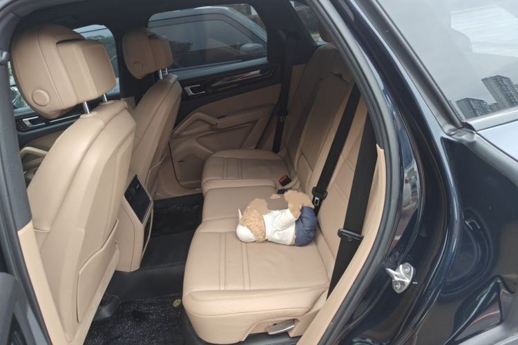 Used Porsche Cayenne 2019 Cayenne 3.0T Left Rear Seat