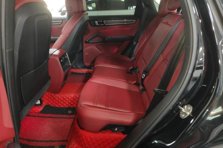 Used Porsche Cayenne 2019 Cayenne 3.0T Left Rear Seat