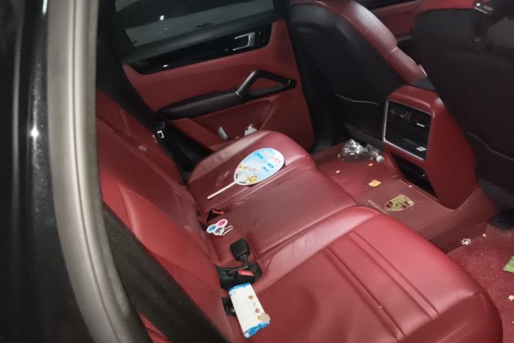Used Porsche Cayenne 2019 Cayenne 3.0T Left Rear Seat