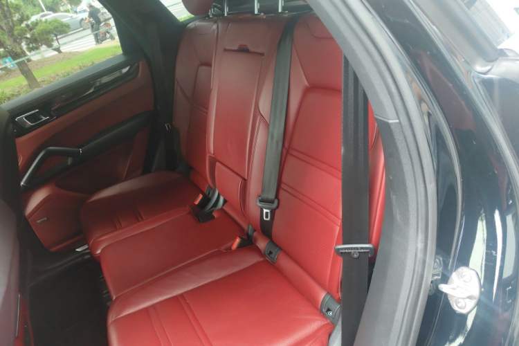 Used Porsche Cayenne 2019 Cayenne 3.0T Left Rear Seat