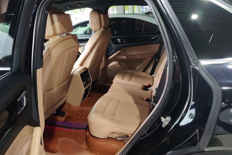 Used Porsche Cayenne 2019 Cayenne 3.0T Left Rear Seat