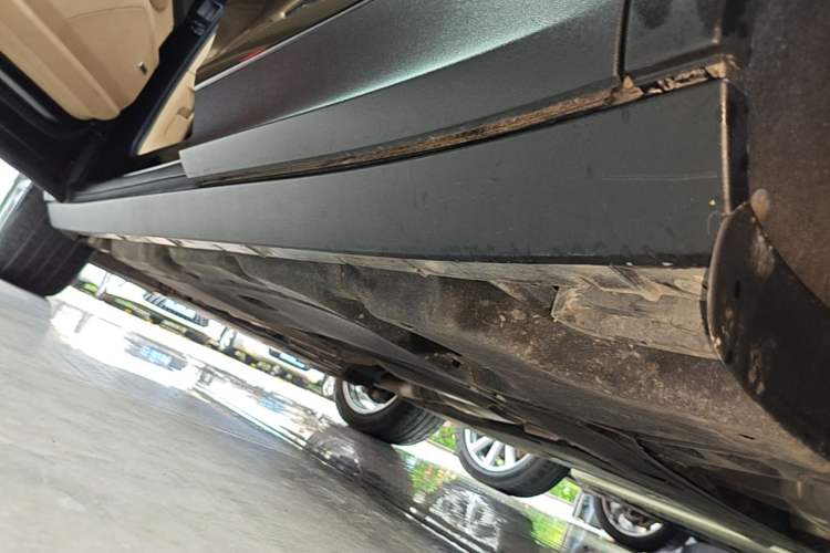 Used Porsche Cayenne 2019 Cayenne 3.0T Left Side Sill