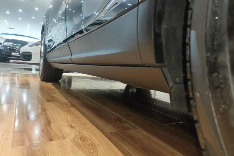 Used Porsche Cayenne 2019 Cayenne 3.0T Left Side Sill
