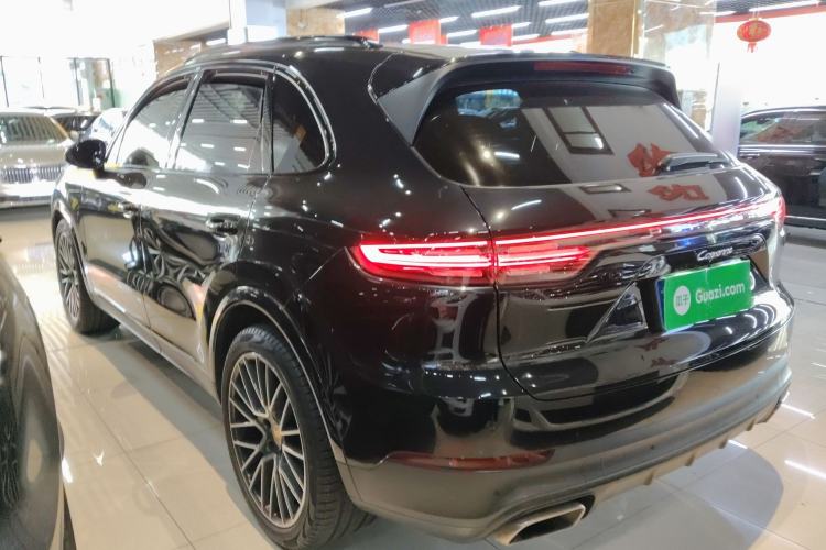 Used Porsche Cayenne 2019 Cayenne 3.0T Left Side