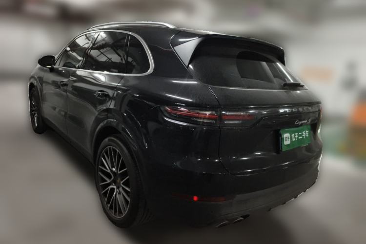Used Porsche Cayenne 2019 Cayenne 3.0T Rear Left 45 Deg