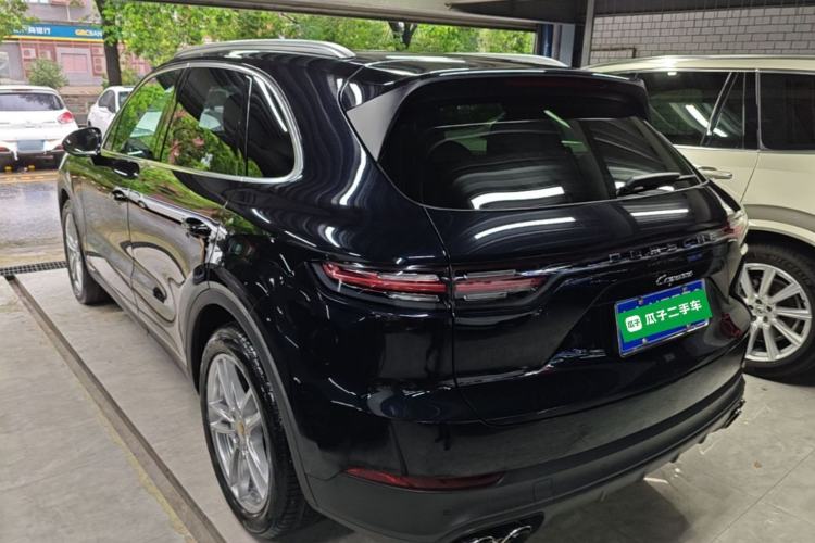 Used Porsche Cayenne 2019 Cayenne 3.0T Rear Left 45 Deg