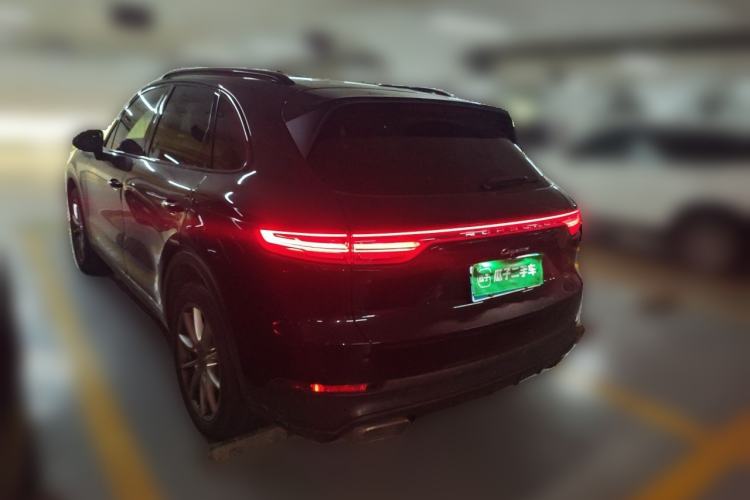 Used Porsche Cayenne 2019 Cayenne 3.0T Rear Left 45 Deg