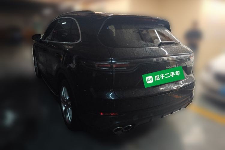 Used Porsche Cayenne 2019 Cayenne 3.0T Rear Left 45 Deg