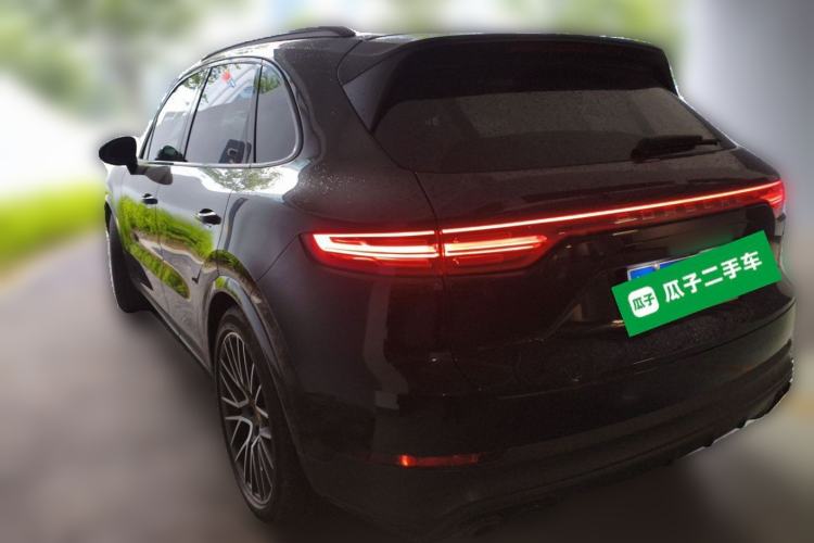 Used Porsche Cayenne 2019 Cayenne 3.0T Rear Left 45 Deg