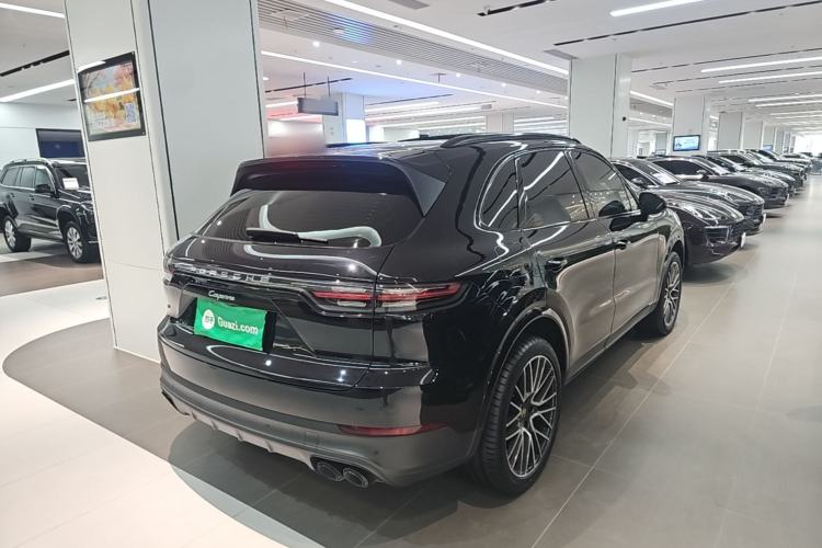 Used Porsche Cayenne 2019 Cayenne 3.0T Rear Right 45 Deg