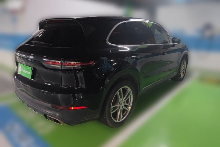 Used Porsche Cayenne 2019 Cayenne 3.0T Rear Right 45 Deg