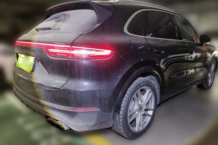 Used Porsche Cayenne 2019 Cayenne 3.0T Rear Right 45 Deg