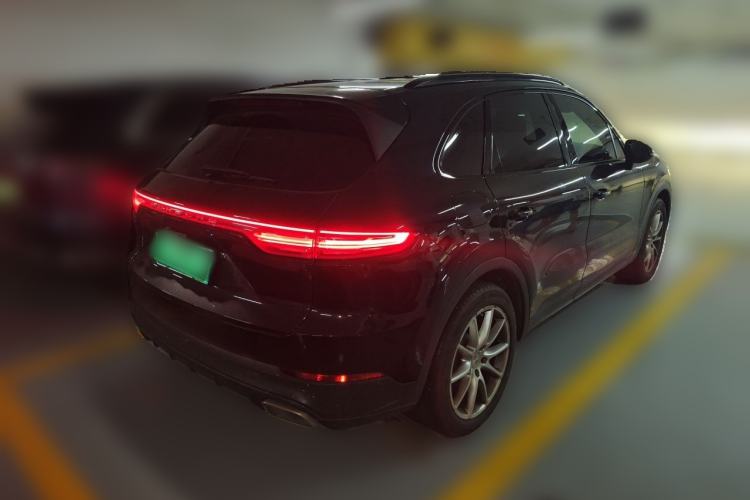 Used Porsche Cayenne 2019 Cayenne 3.0T Rear Right 45 Deg