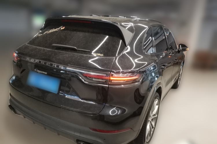 Used Porsche Cayenne 2019 Cayenne 3.0T Rear Right 45 Deg
