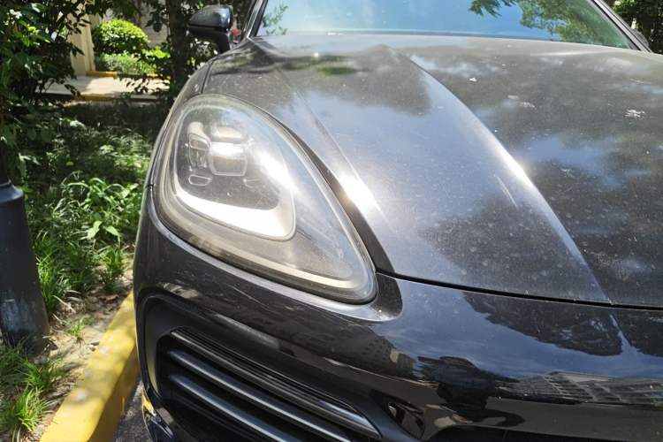 Used Porsche Cayenne  Right Front Headlight