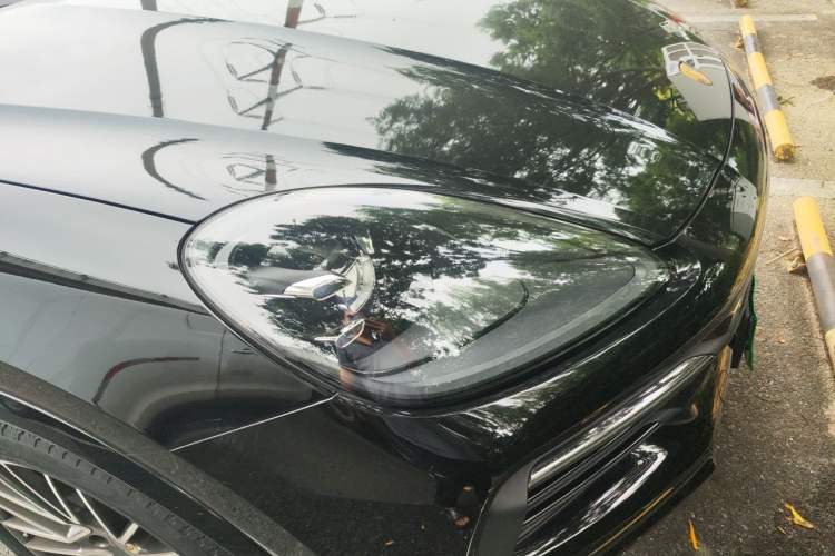 Used Porsche Cayenne 2019 Cayenne Coupé 3.0T Right Front Headlight