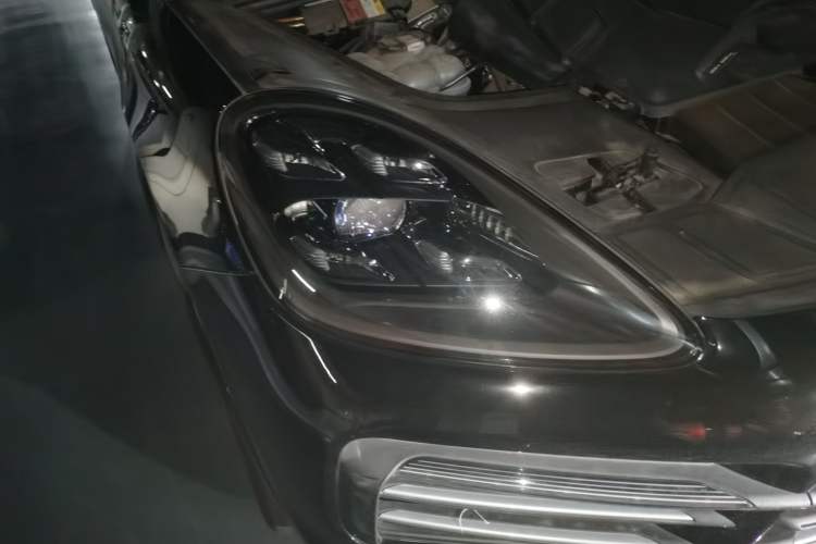 Used Porsche Cayenne 2019 Cayenne 3.0T Right Front Headlight