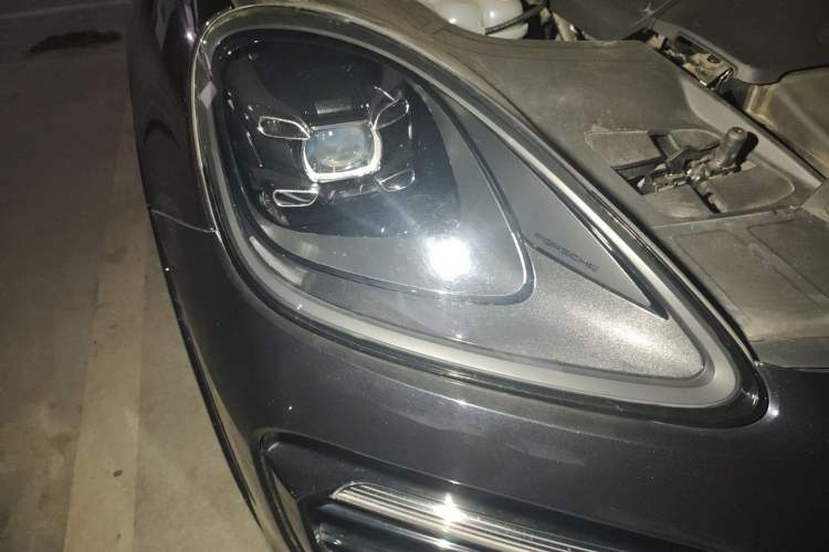 Used Porsche Cayenne 2019 Cayenne 3.0T Right Front Headlight