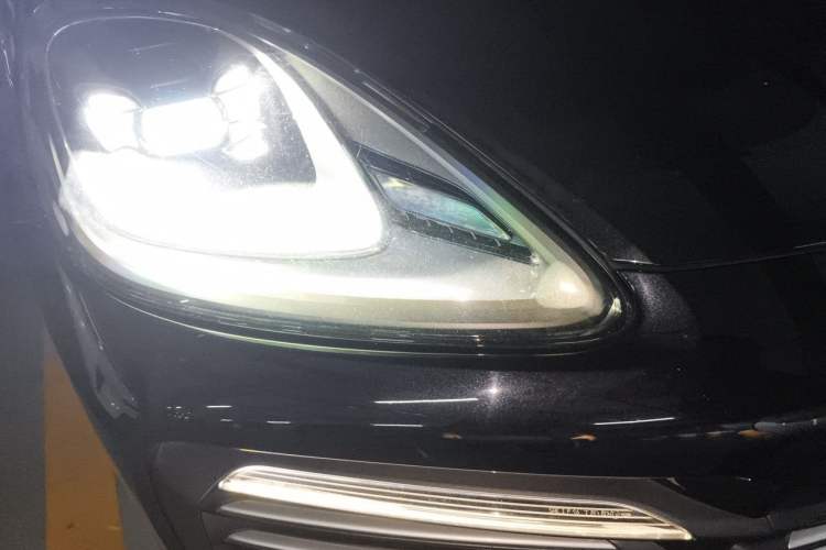 Used Porsche Cayenne 2019 Cayenne 3.0T Right Front Headlight