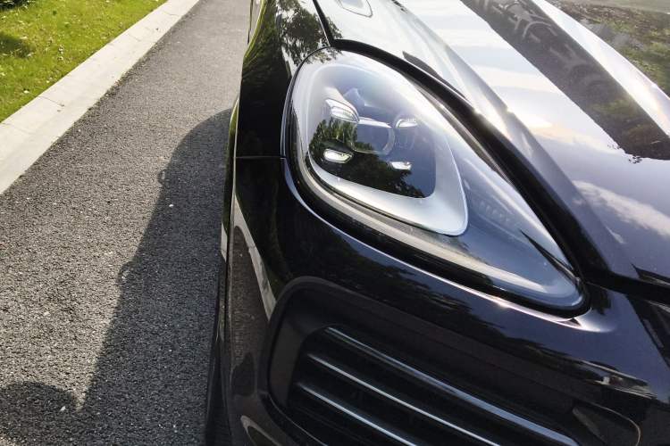 Used Porsche Cayenne 2019 Cayenne 3.0T Right Front Headlight
