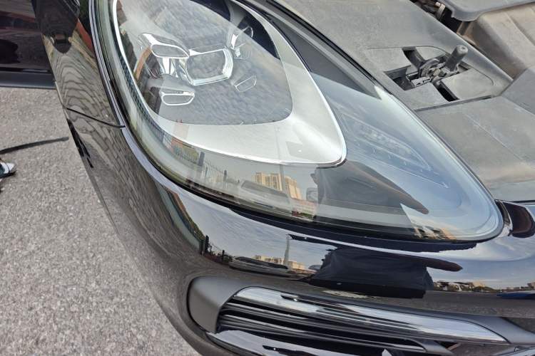 Used Porsche Cayenne 2019 Cayenne 3.0T Right Front Headlight