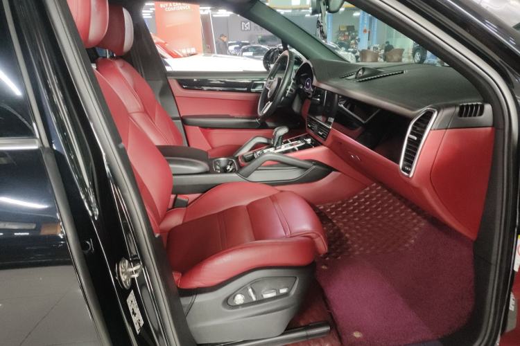 Used Porsche Cayenne 2019 Cayenne 3.0T Right Front Seat