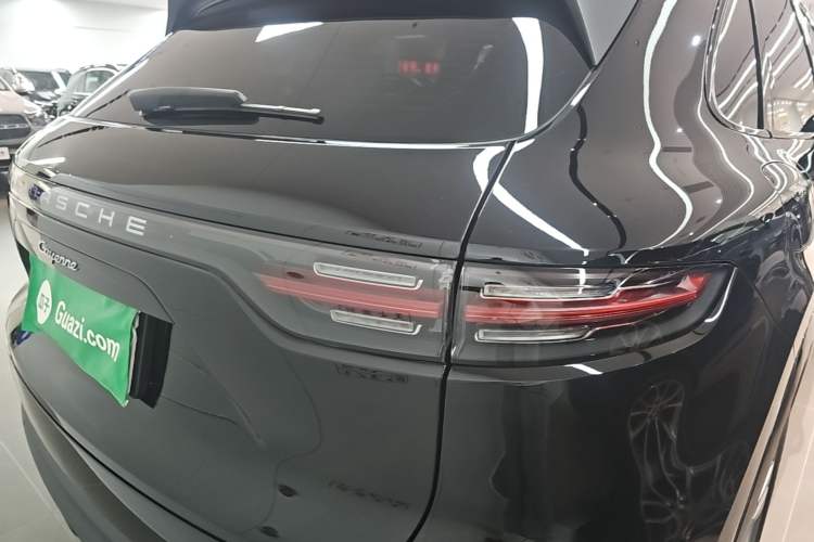 Used Porsche Cayenne 2019 Cayenne 3.0T Right Rear Taillight