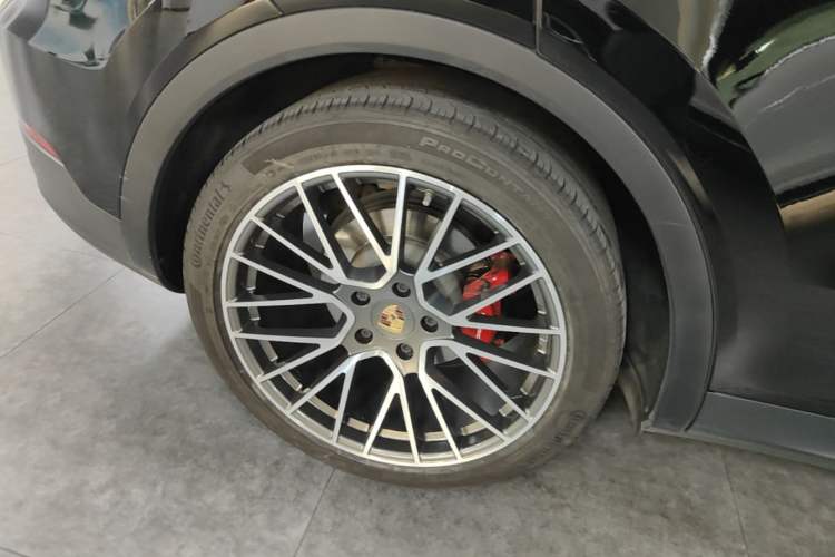 Used Porsche Cayenne 2019 Cayenne 3.0T Right Rear Wheel Hub