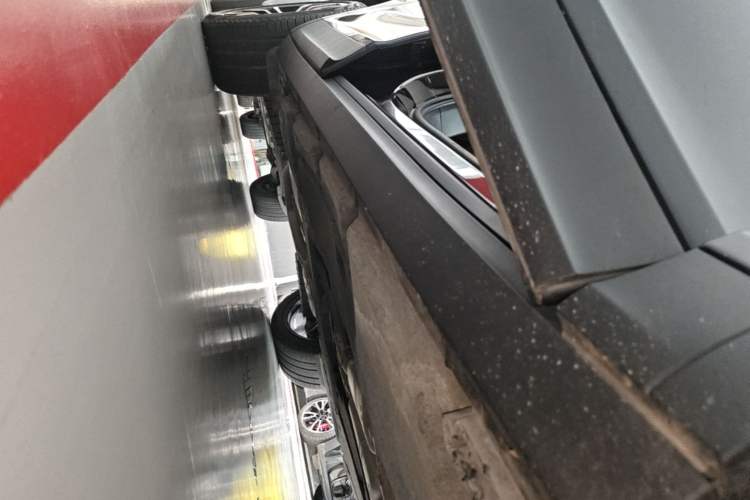 Used Porsche Cayenne 2019 Cayenne 3.0T Right Side Sill