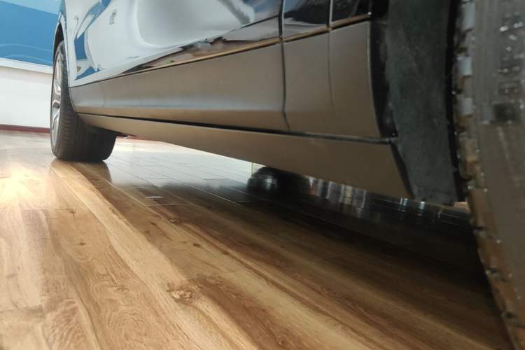 Used Porsche Cayenne 2019 Cayenne 3.0T Right Side Sill