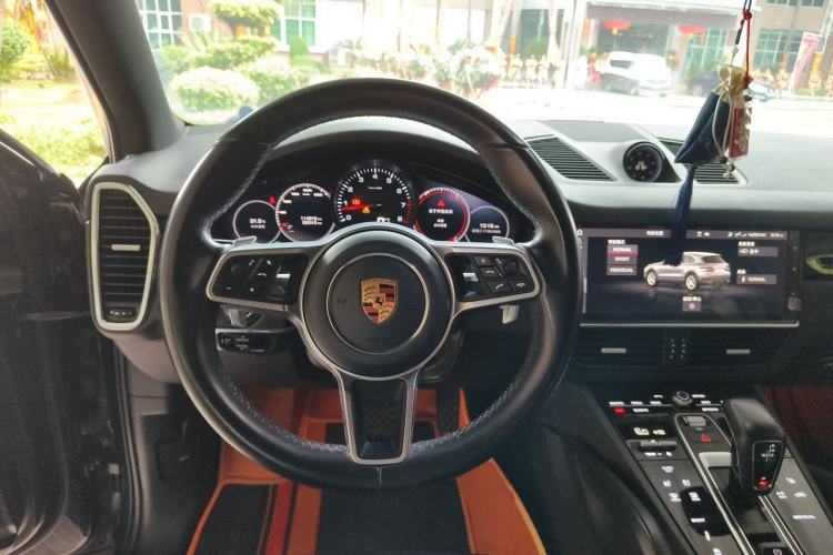Used Porsche Cayenne 2019 Cayenne 3.0T Steering Wheel