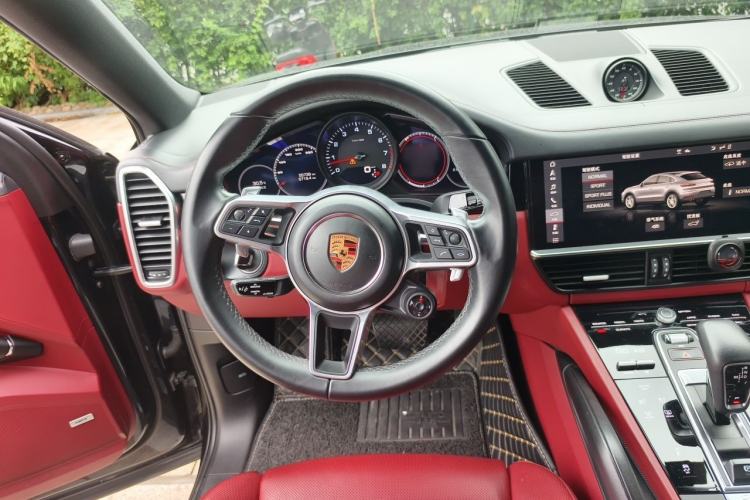 Used Porsche Cayenne 2019 Cayenne Coupé 3.0T Steering Wheel