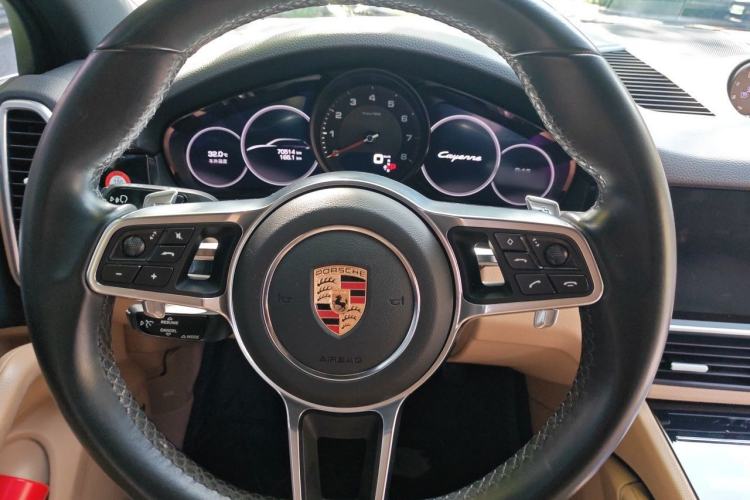 Used Porsche Cayenne 2019 Cayenne 3.0T Steering Wheel