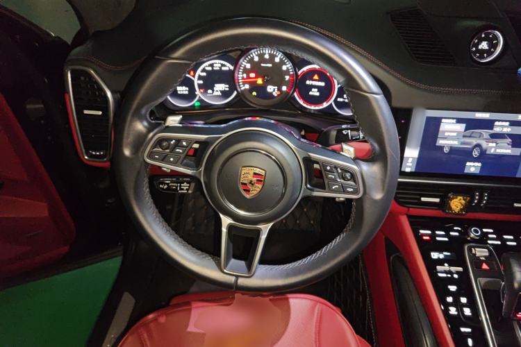Used Porsche Cayenne 2019 Cayenne 3.0T Steering Wheel