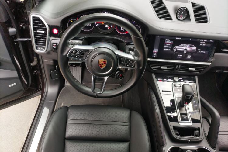Used Porsche Cayenne 2019 Cayenne Coupé 3.0T Steering Wheel