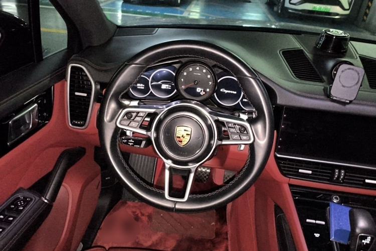 Used Porsche Cayenne 2019 Cayenne 3.0T Steering Wheel