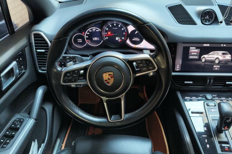 Used Porsche Cayenne 2019 Cayenne 3.0T Steering Wheel