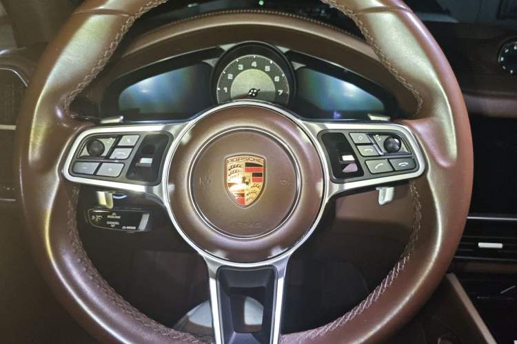 Used Porsche Cayenne 2019 Cayenne 3.0T Steering Wheel