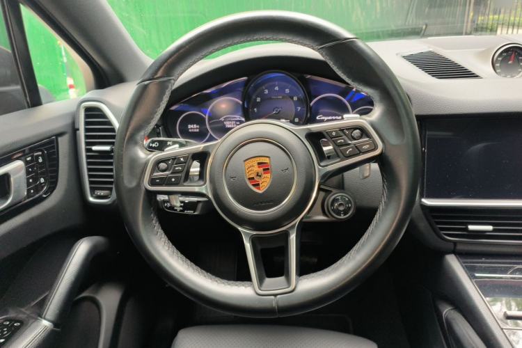 Used Porsche Cayenne 2019 Cayenne Coupé 3.0T Steering Wheel